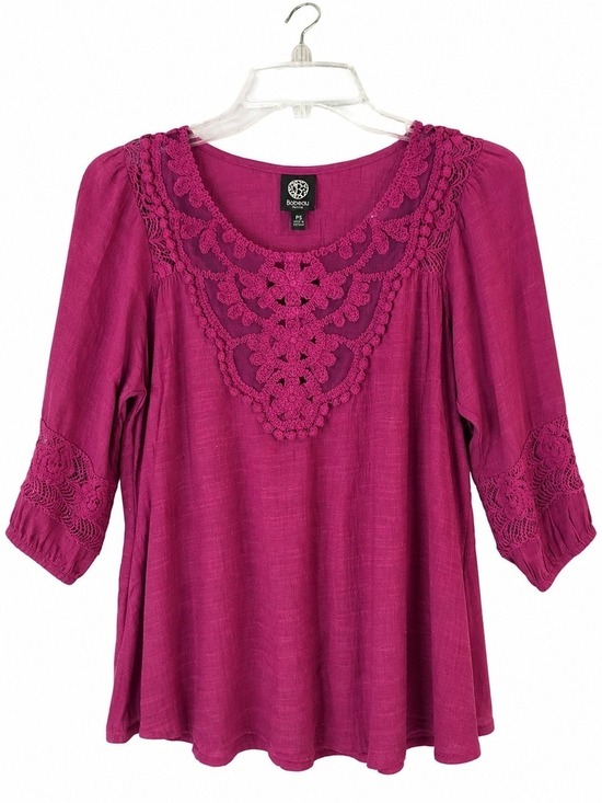 bobeau Tops - Bobeau Petite Magenta Crochet Lace Boho Blouse Petite Small